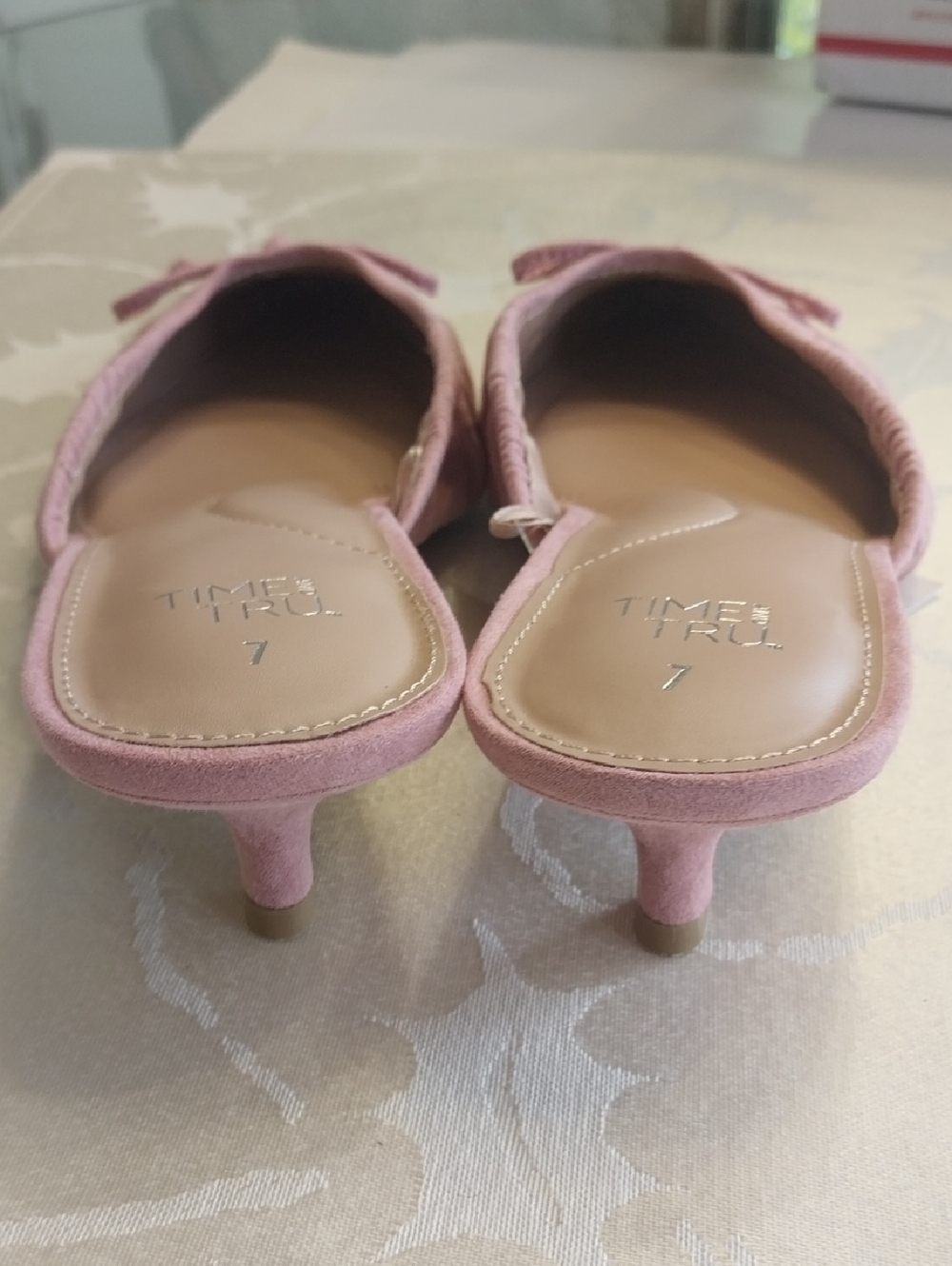 Faux Suede NWT Kitten Heel Mules Women's Size 7M Pink Memory Foam Insole Fairy - Picture 8 of 11